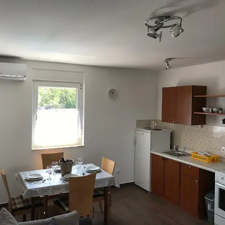 Apartament Kuk *