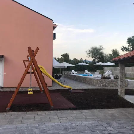 Kuk Διαμέρισμα