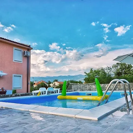 Kuk Apartmán